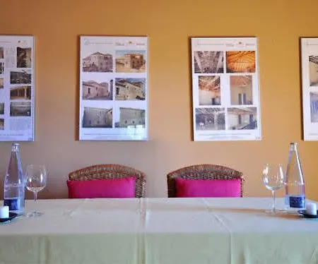 Palacio De Hotell Guzmán